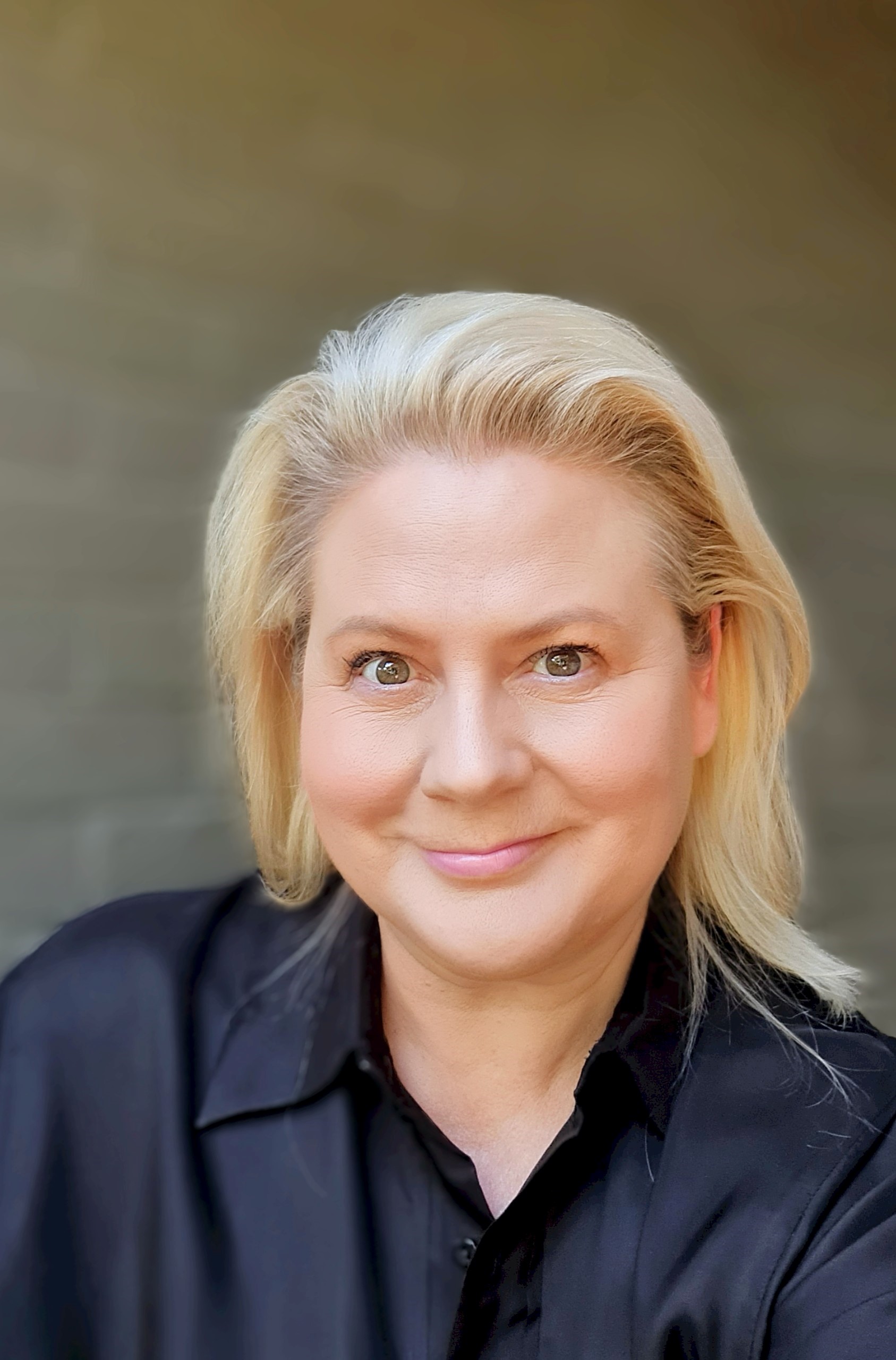 Wendi Dawson - Committee Member